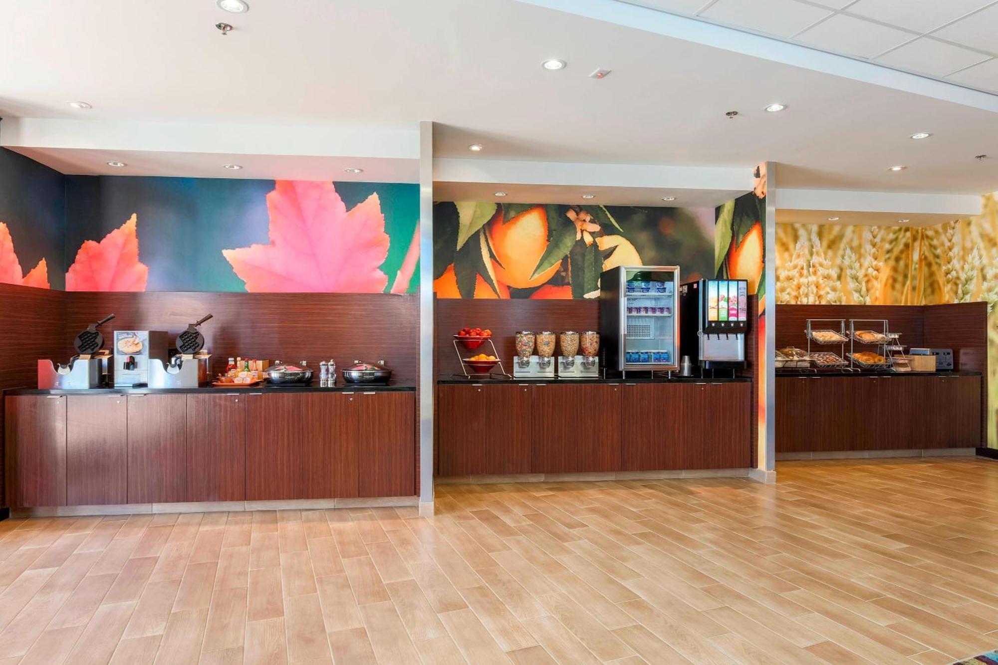 Fairfield Inn & Suites By Marriott Pleasanton Buitenkant foto