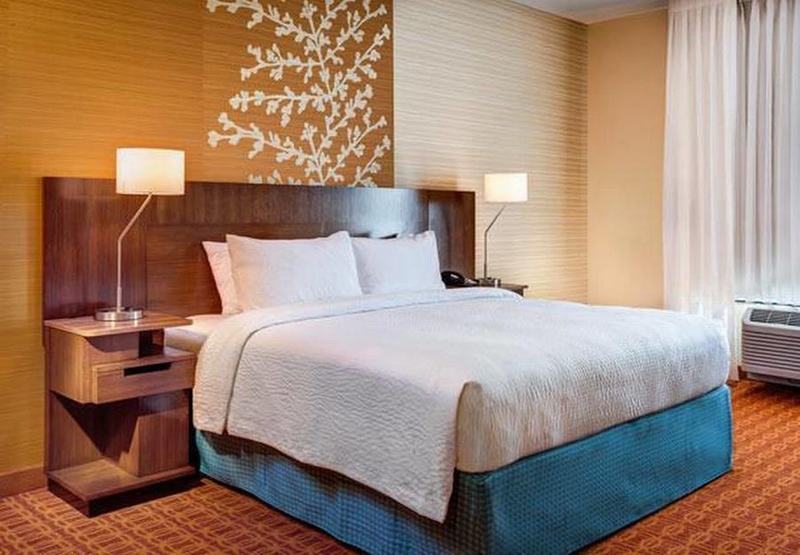 Fairfield Inn & Suites By Marriott Pleasanton Buitenkant foto
